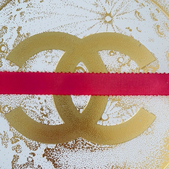 CHANEL Magenta Color Embossed Ribbon - Picture 10 of 10